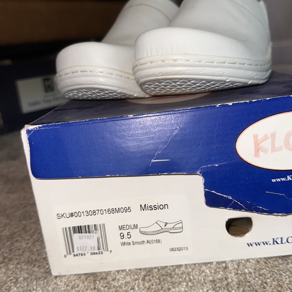 Klogs - Picture 5 of 5